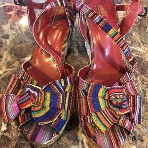 Multicolored peak toe 3inch wedges w/ ankle strap